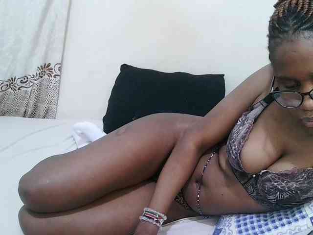pretty-sonya webcam
