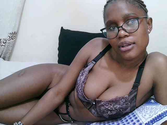 pretty-sonya webcam