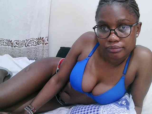 pretty-sonya webcam