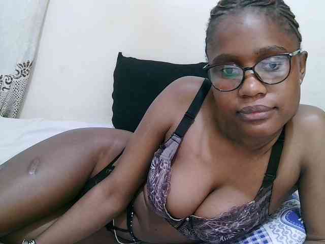 pretty-sonya webcam