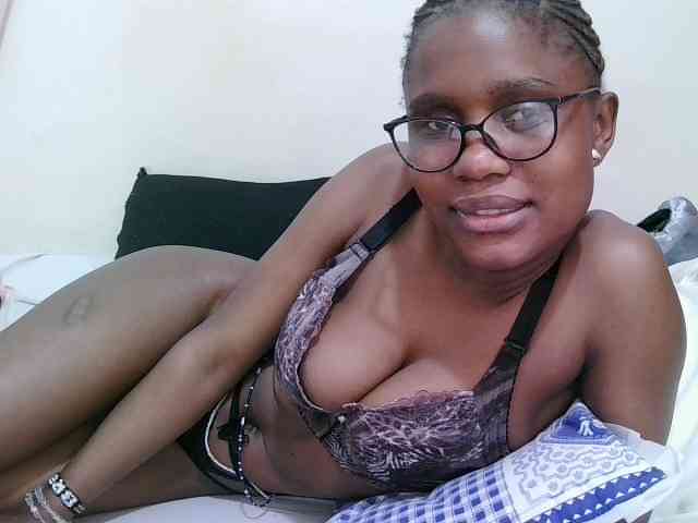 pretty-sonya webcam