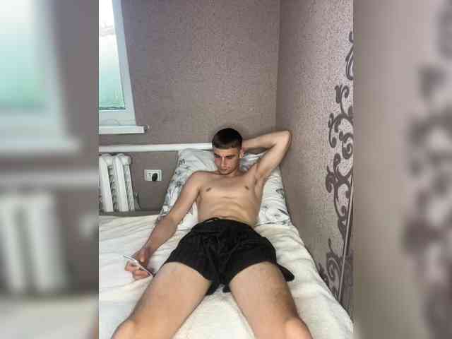 Radislav2001 Live Webcam on BongaCams