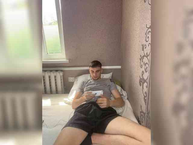 Radislav2001 Live Webcam on BongaCams