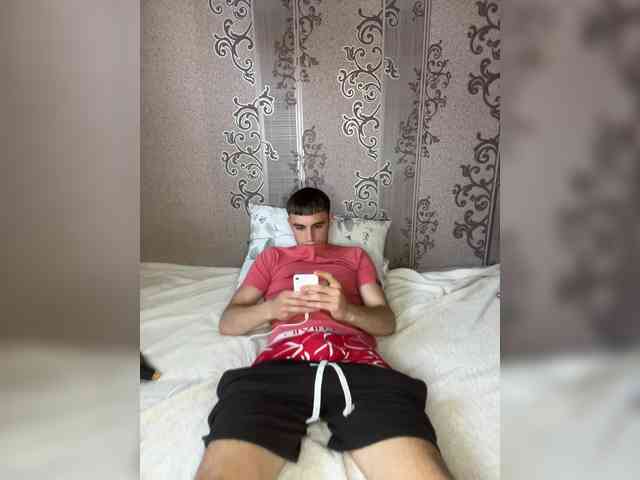 Radislav2001 Live Webcam on BongaCams