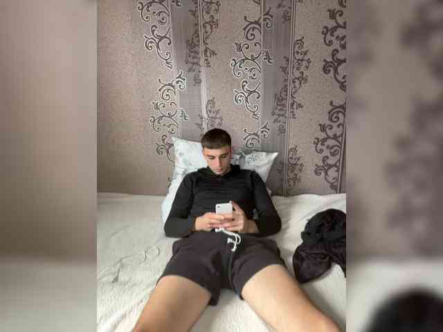 Radislav2001 Live Webcam on BongaCams
