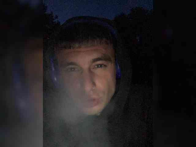 Radislav2001 Live Webcam on BongaCams