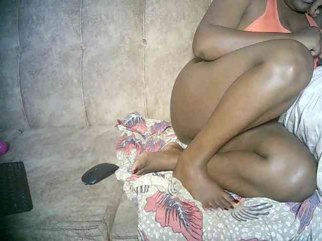 sexyass33 webcam