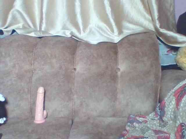 sexyass33 webcam