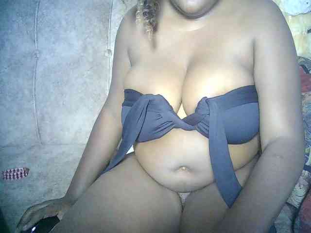 sexyass33 webcam