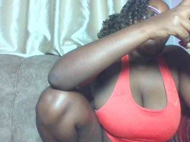 sexyass33 webcam