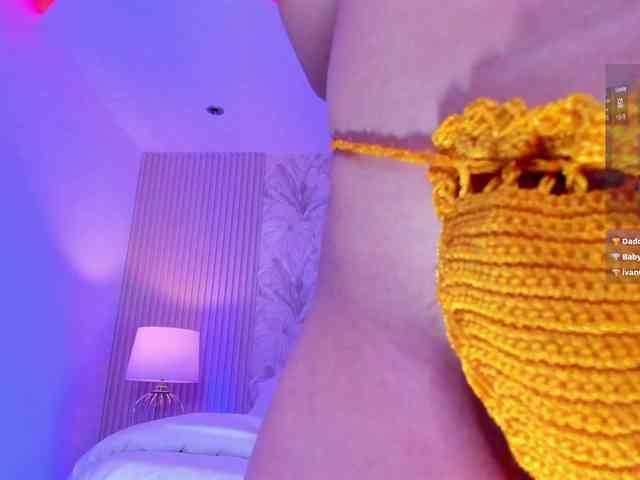 violet-thomas webcam