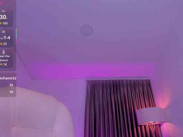 violet-thomas webcam