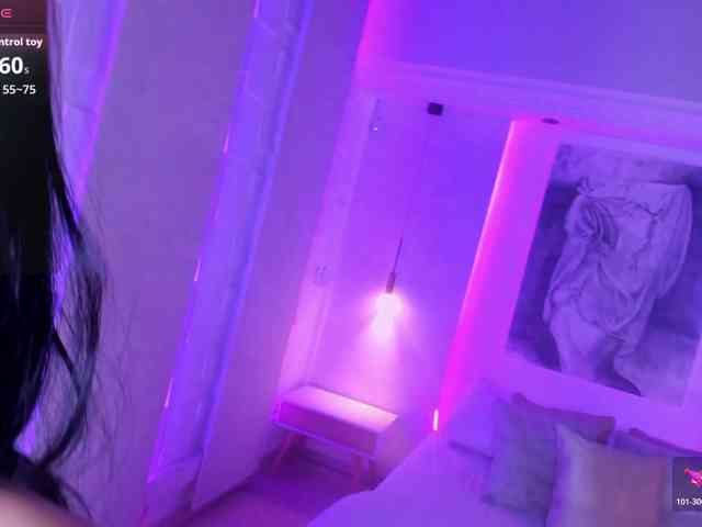 violet-thomas webcam