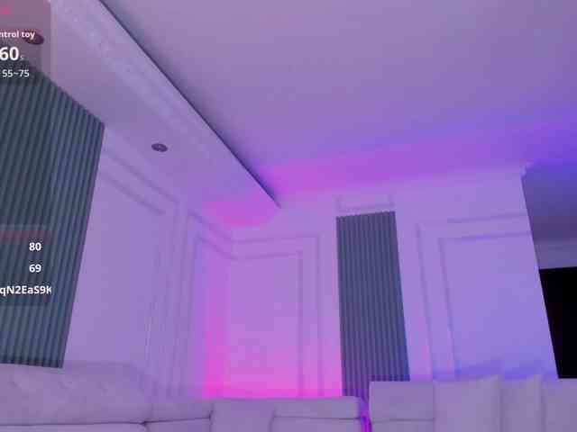 violet-thomas webcam