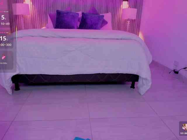 violet-thomas webcam