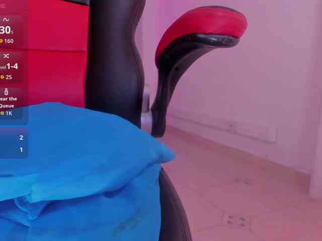 violet-thomas webcam