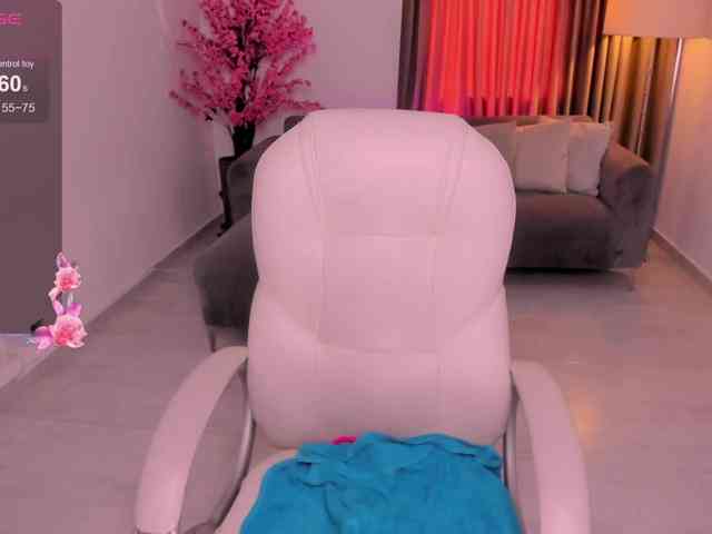 violet-thomas webcam