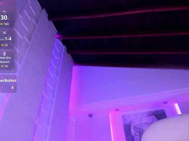 violet-thomas webcam