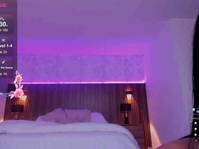 violet-thomas webcam