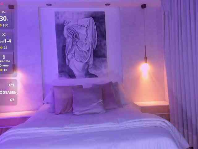 violet-thomas webcam