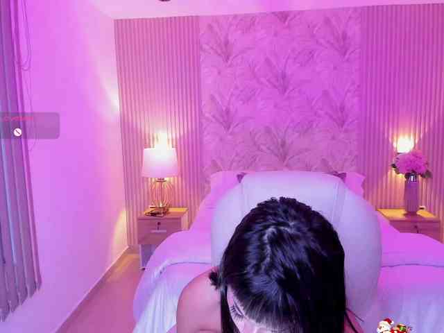 violet-thomas webcam