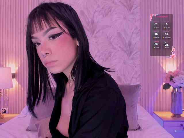 violet-thomas