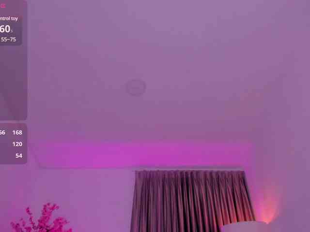 violet-thomas webcam