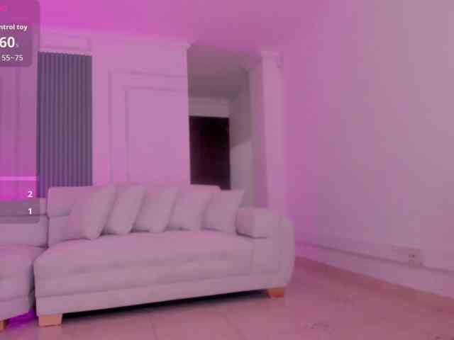 violet-thomas webcam