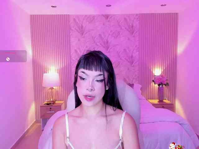violet-thomas webcam