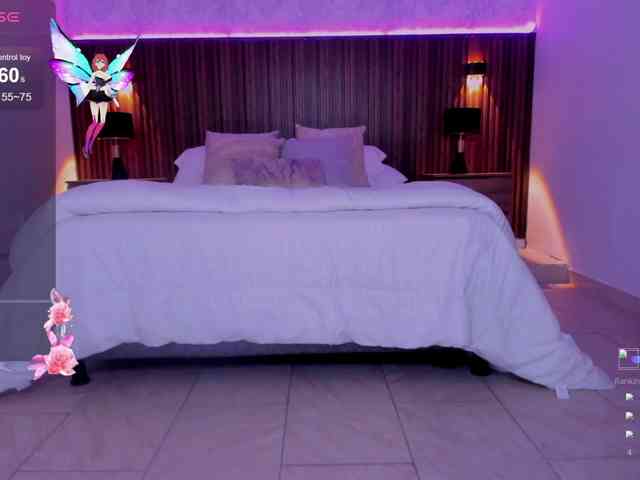 violet-thomas webcam