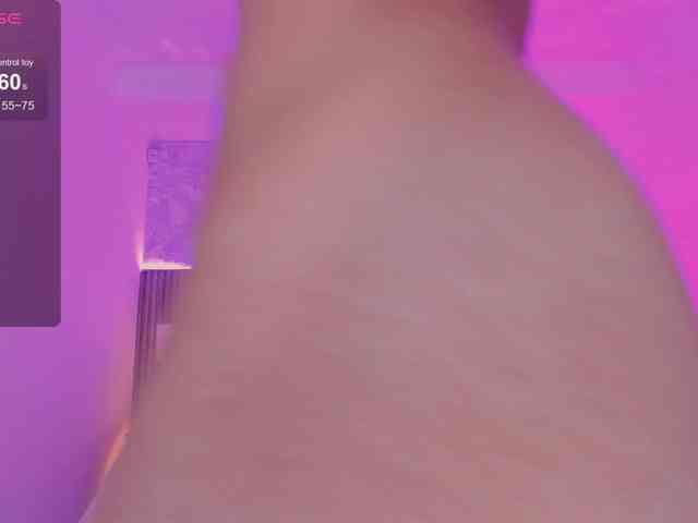 violet-thomas webcam