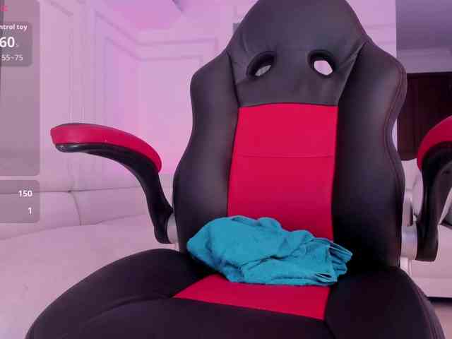 violet-thomas webcam