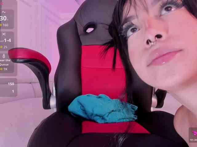 violet-thomas webcam