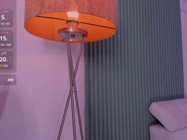 violet-thomas webcam