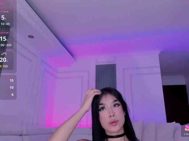 violet-thomas webcam