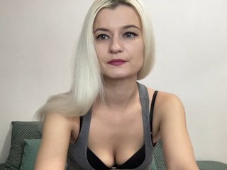 OnikaLove Porn Show