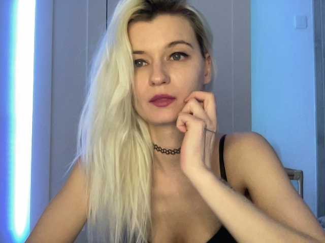 OnikaLove's BongaCams show and profile