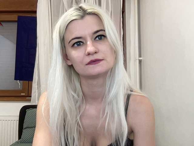 OnikaLove's BongaCams show and profile