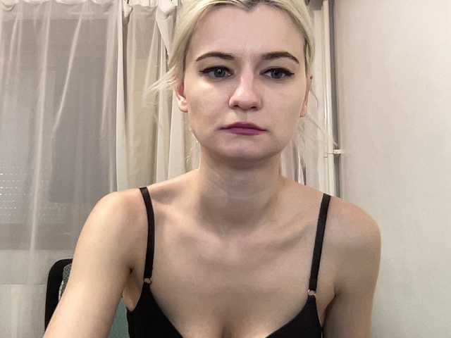 OnikaLove's BongaCams show and profile
