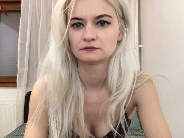 OnikaLove's BongaCams show and profile