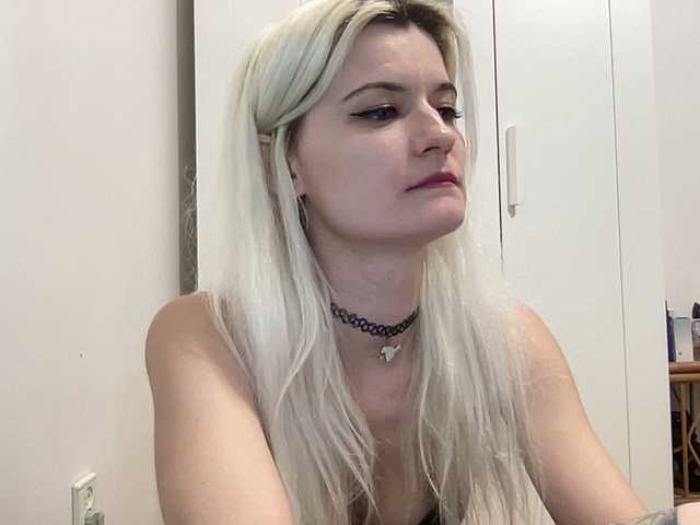 OnikaLove's BongaCams show and profile