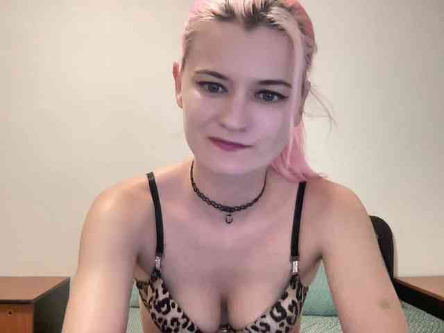 OnikaLove webcam