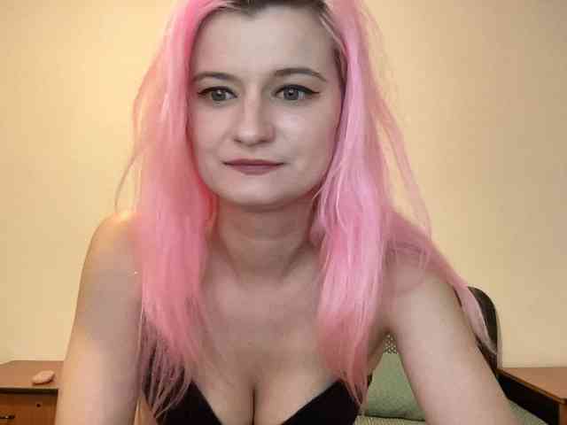 OnikaLove webcam