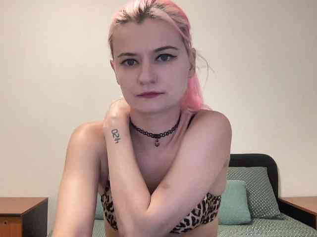 OnikaLove webcam