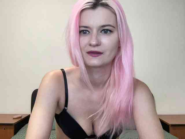 OnikaLove webcam