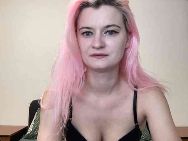 OnikaLove webcam