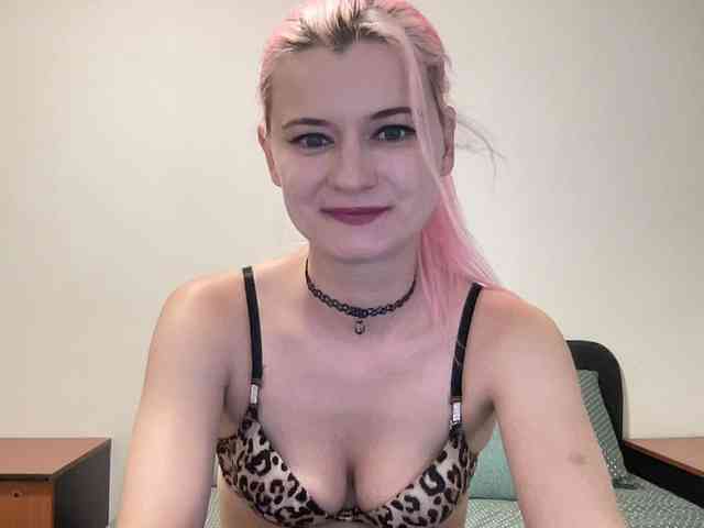 OnikaLove webcam