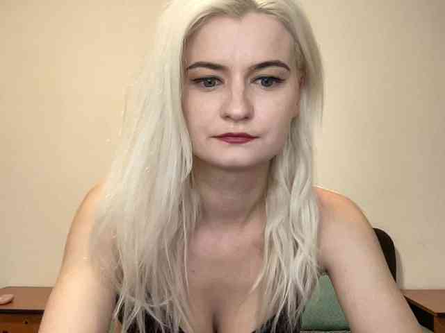 OnikaLove webcam