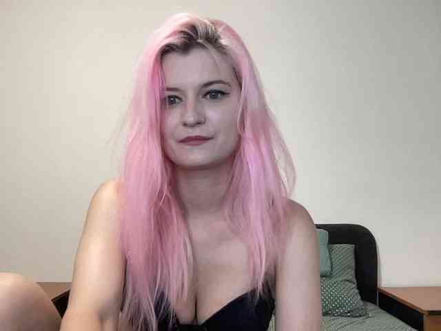 OnikaLove webcam