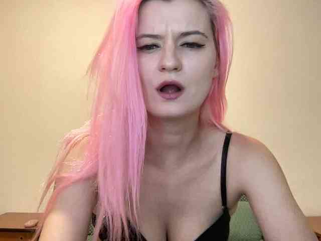 OnikaLove webcam